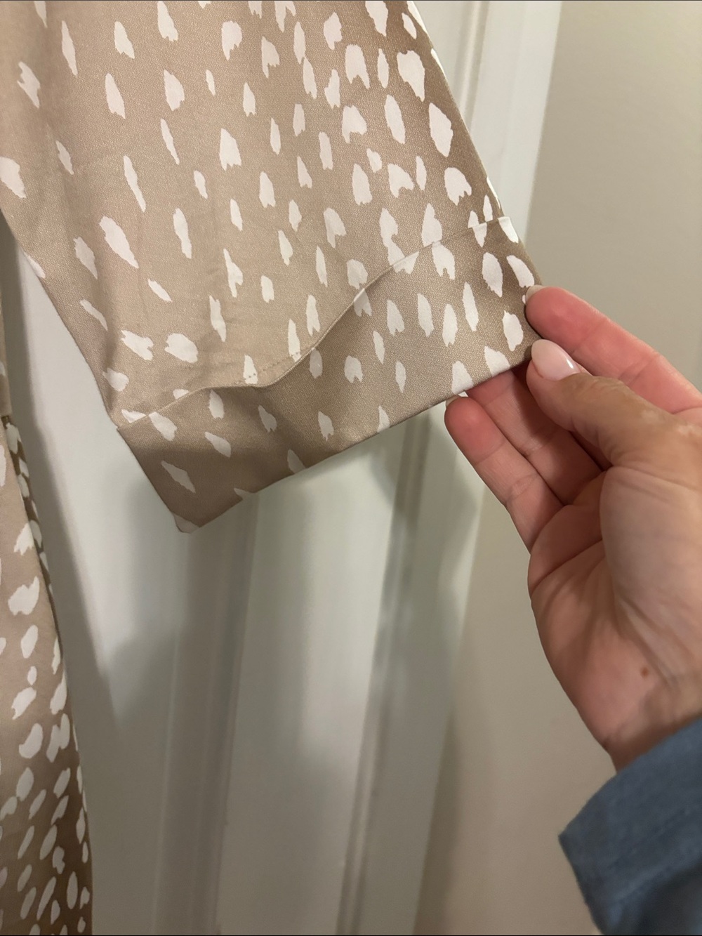 Like New!! Tuckernuck Beige and White Spot Midi Dress - Picture 4 of 11